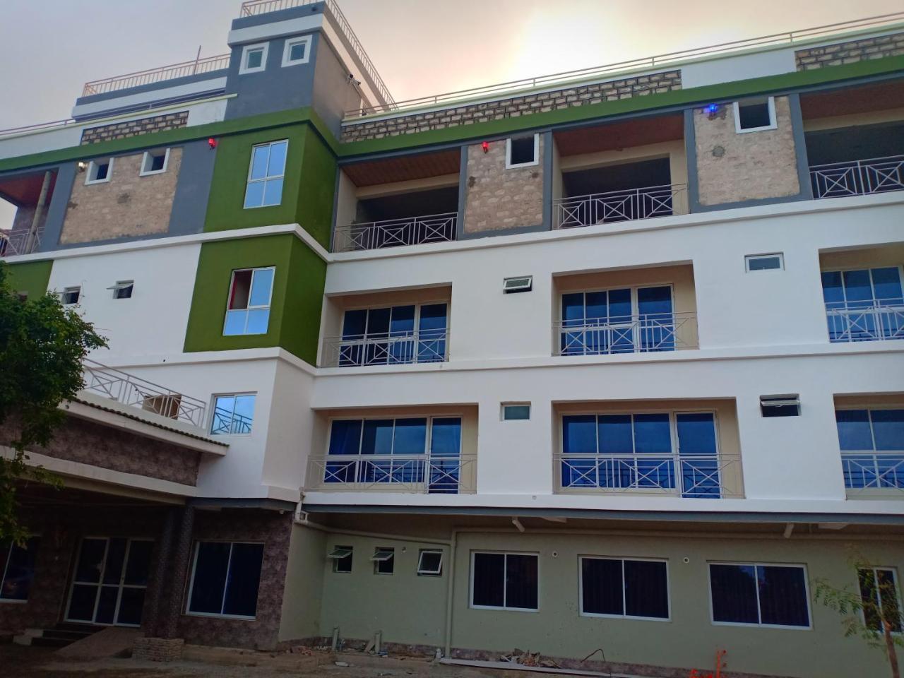 Diplomat Diani Beach Resort Kültér fotó