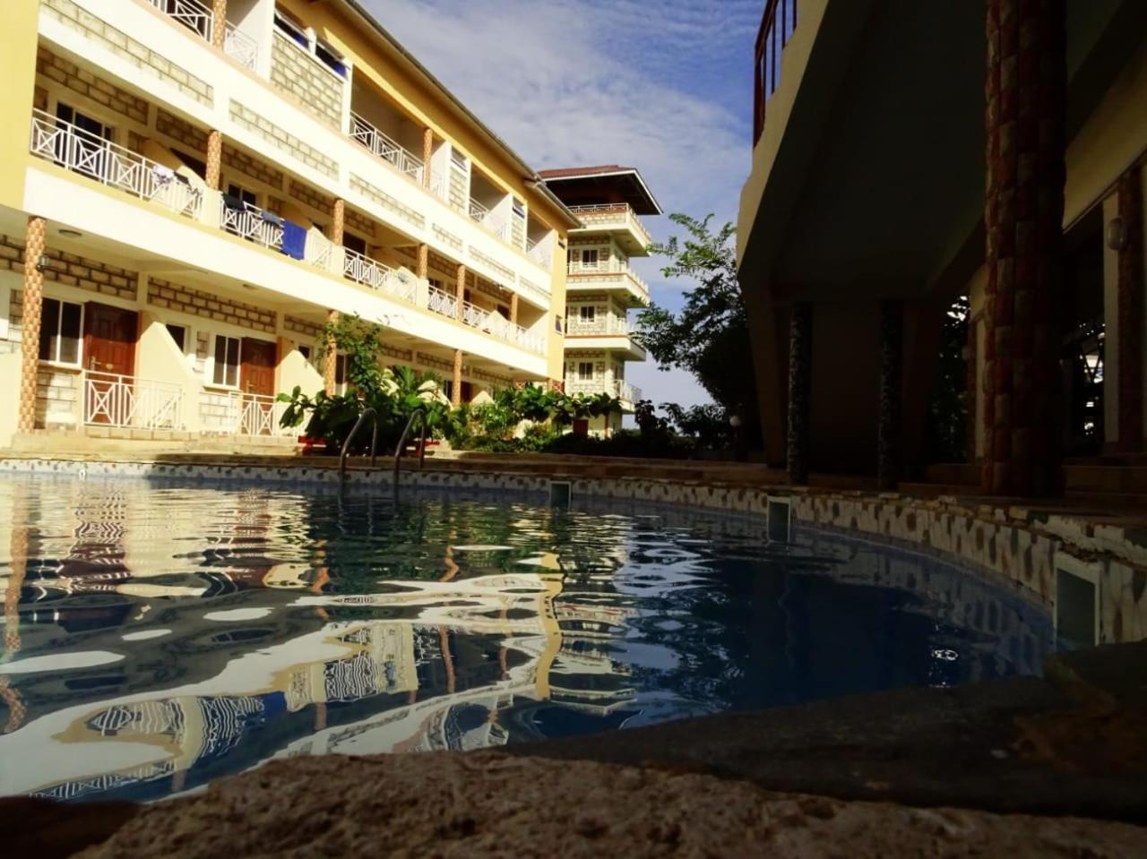 Diplomat Diani Beach Resort Kültér fotó