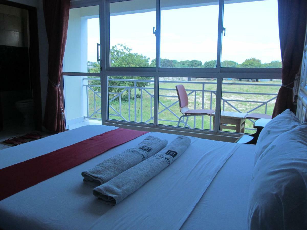 Diplomat Diani Beach Resort Kültér fotó
